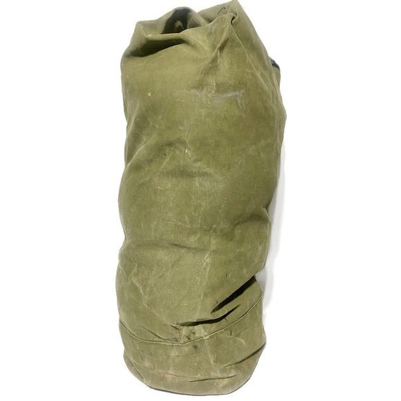 US Army Single Strap Duffle Bag With Extreme Wear 39 x 22 - Picture 1 of 8